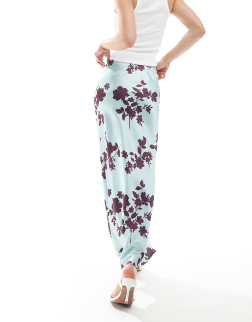 New Look – Midirock aus Satin in Blau geblümt, 5 von 5
