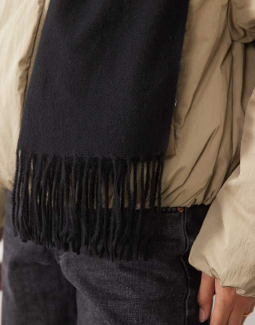 New Look midweight scarf in black, 3 of 3