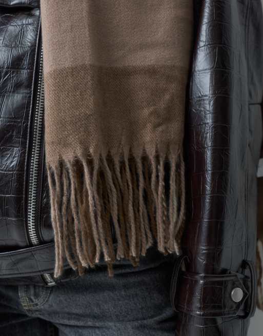 New Look midweight scarf in brown check, 3 of 3
