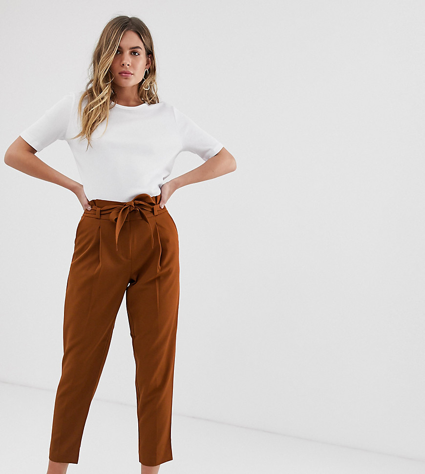New Look - Miller - Tapered bukser med bindebånd i taljen-Orange