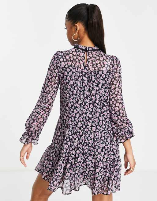 New Look – Mini-Hängerkleid aus Chiffon mit Bindeausschnitt und Blümchenmuster, 3 von 4