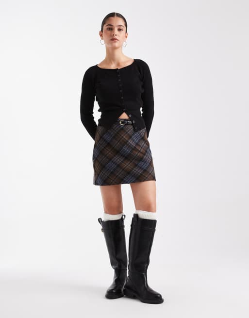 New Look - Minigonna marrone spazzolata a quadri con cintura, 3 di 5