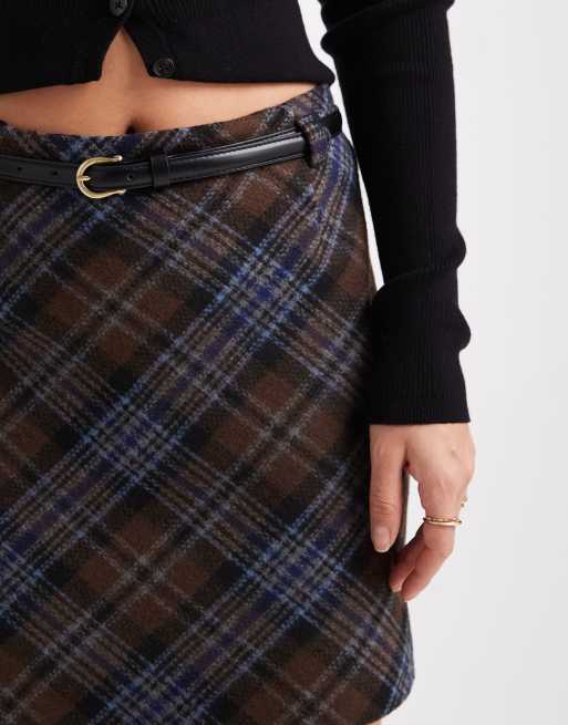 New Look - Minigonna marrone spazzolata a quadri con cintura, 4 di 5