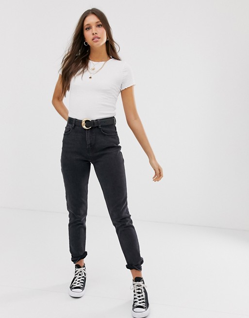 New Look mom jean in washed black | ASOS