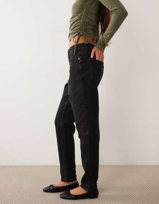 New Look mom jeans in black, 3 of 5