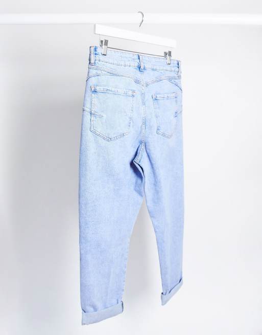 New Look – Mom-Jeans in heller Bleach-Waschung mit betonter Taille, 2 von 4