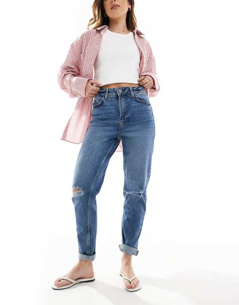New Look – Mom-Jeans in Mittelblau mit Zierrissen - view 1