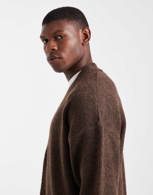 New Look – Mörkbrun, fluffigt stickad kofta, 4 av 5