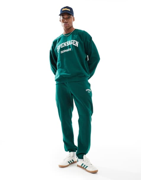 New Look – Mörkgrönt sweatshirtset med Copenhagen-tryck - view 1