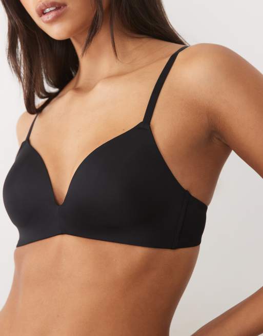 New Look moulded triangle bra in black, 2 of 4