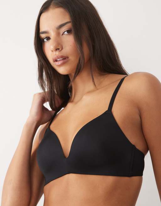 New Look moulded triangle bra in black, 4 of 4