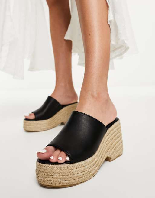 New Look Muiltjes met espadrille sleehak in zwart ASOS