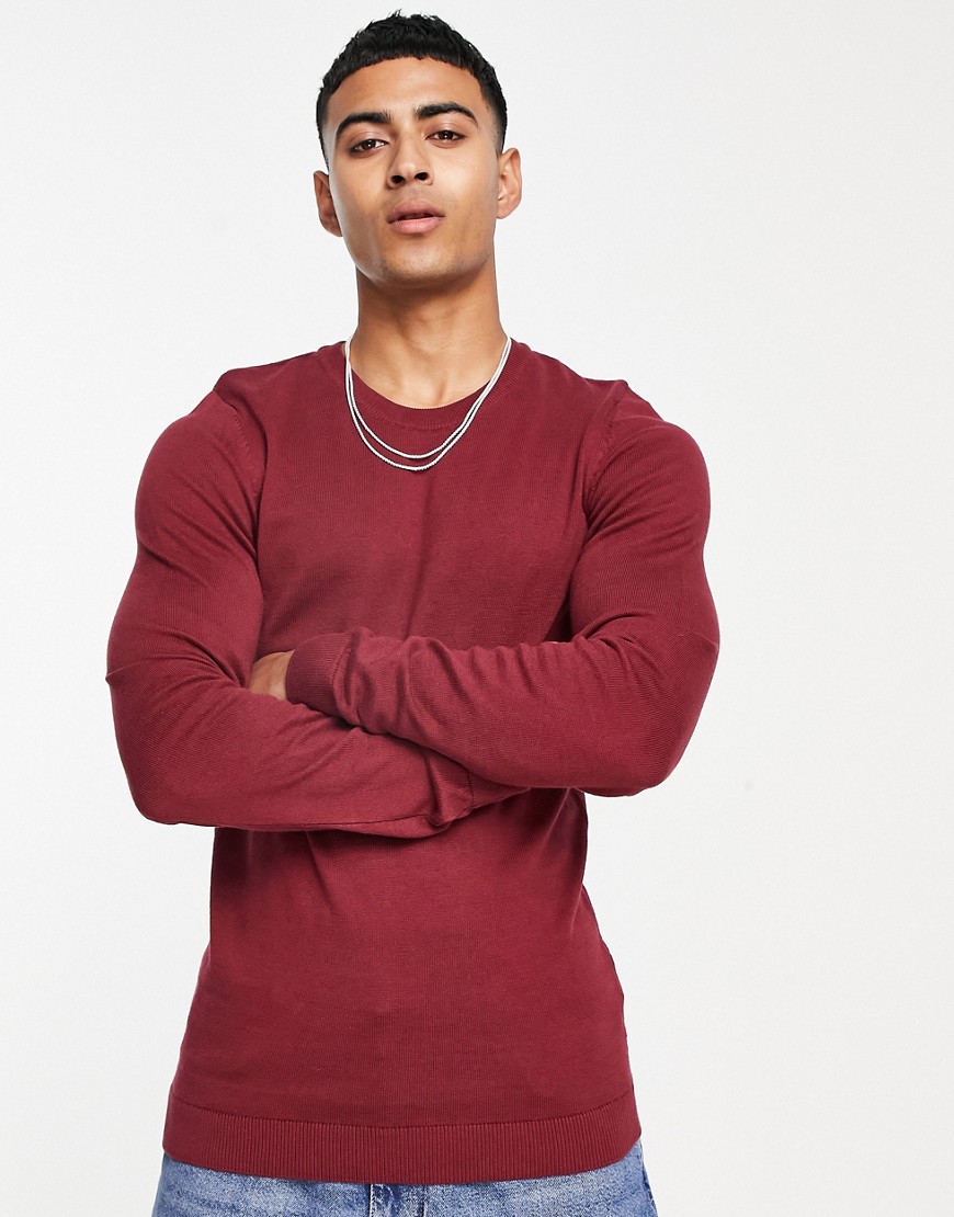 New Look muscle fit knitted sweater in burgundy-Red