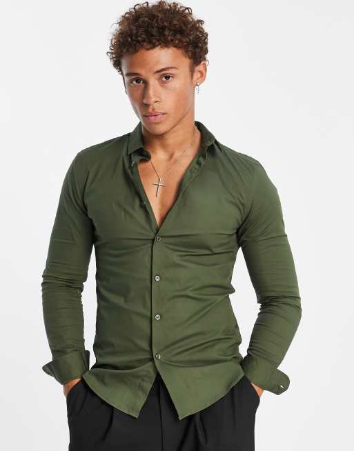 New Look Muscle fit Poplin overhemd in lichtkaki