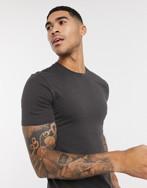 New Look muscle fit -t-shirt in dark grey