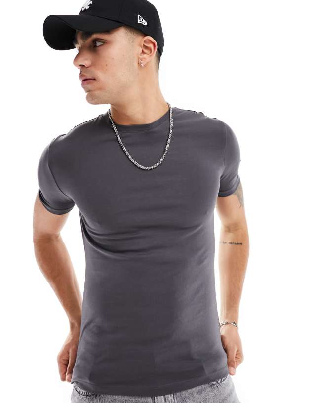 New Look - muscle fit t-shirt in dark grey