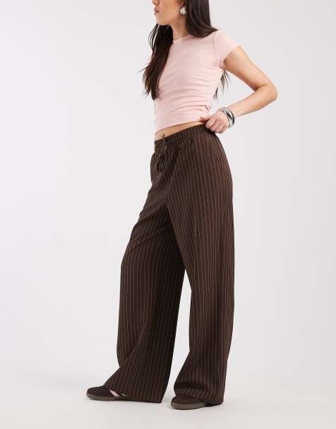 New Look – Nadelstreifenhose in Braun mit weitem Bein - view 1