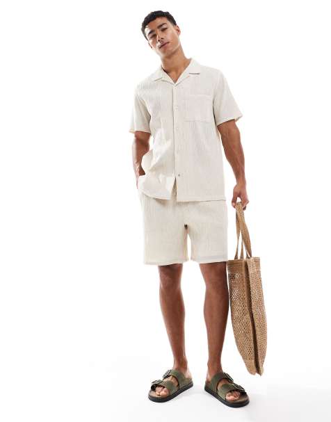 New Look – Naturvitt, krinklat set med skjorta med bowlingkrage och shorts - view 1