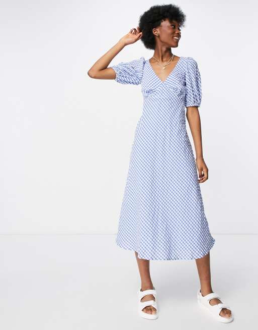 New Look – Niebieska sukienka midi z bufkami w kratkę vichy