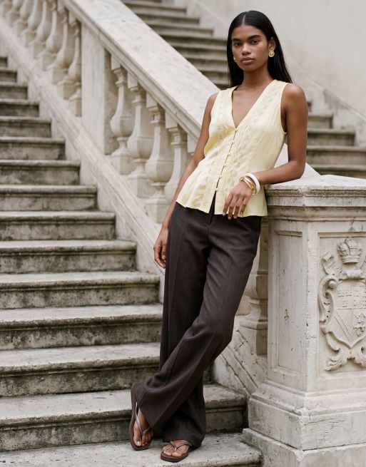 New Look – Oberteil aus Satin und Spitze in Gelb, 10 von 11