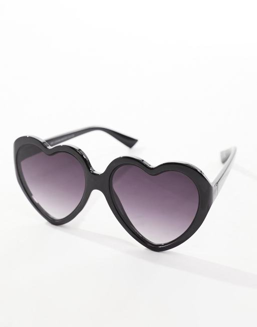 New Look Occhiali da sole neri a cuore ASOS