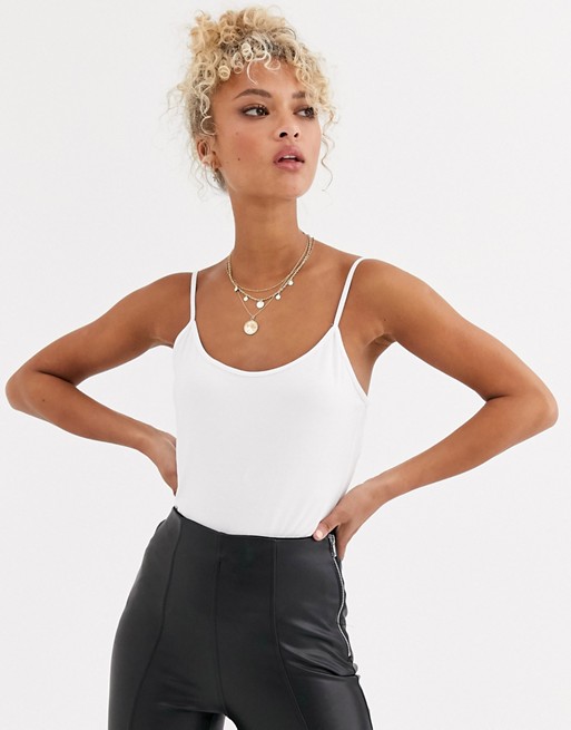 New Look organic 2 pack cami in black and white