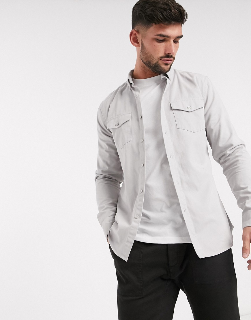 New Look - Overhemd van keperstof met lange mouwen en dubbele zak in grijs