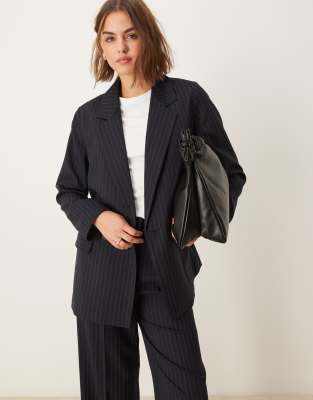 New Look - Oversize-Blazer in Marineblau mit Nadelstreifen, Kombiteil