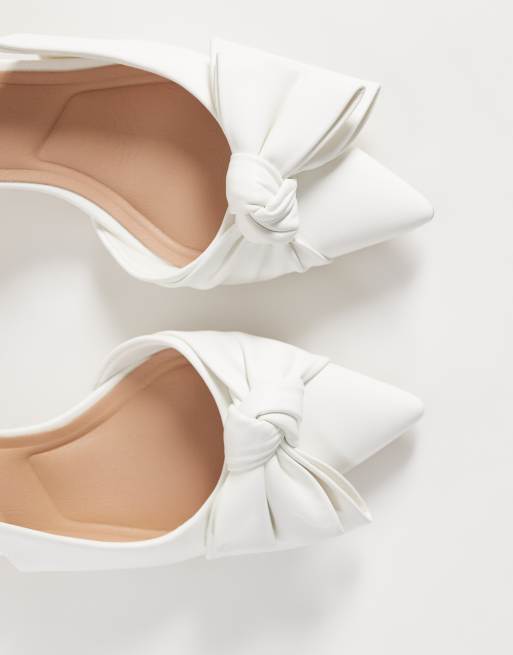 New Look oversized bow sling back heeled shoes in white, 4 of 4