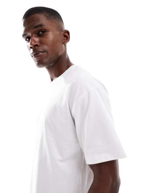 New Look oversized fit t-shirt in white, 4 of 5
