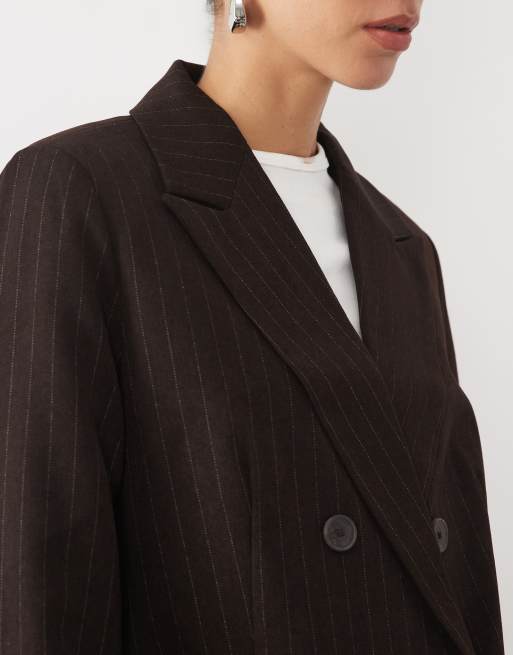 New Look oversized krijtstreep blazer co-ord in donkerbruin, 3 van 4
