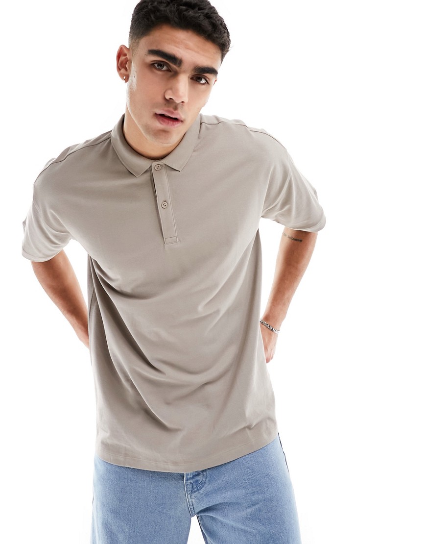 New Look oversized poloshirt in light brown