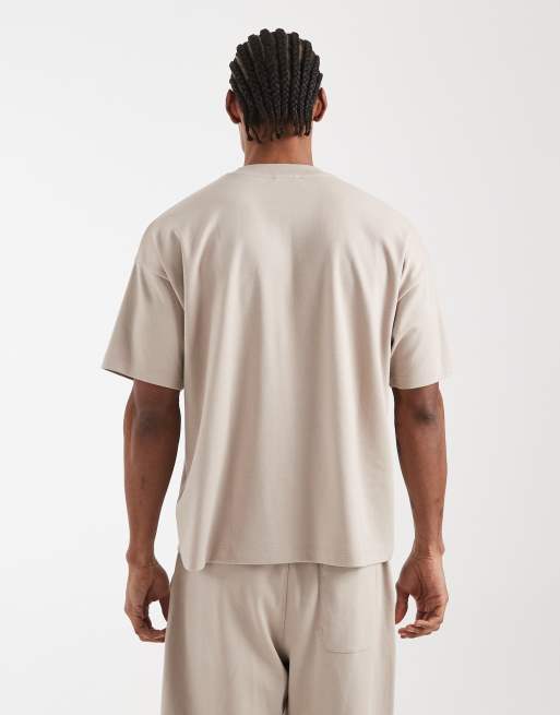 New Look - Oversized recht T-shirt in taupe, deel van co-ord set, 3 van 5
