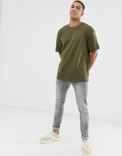 Khaki t store shirt outfit