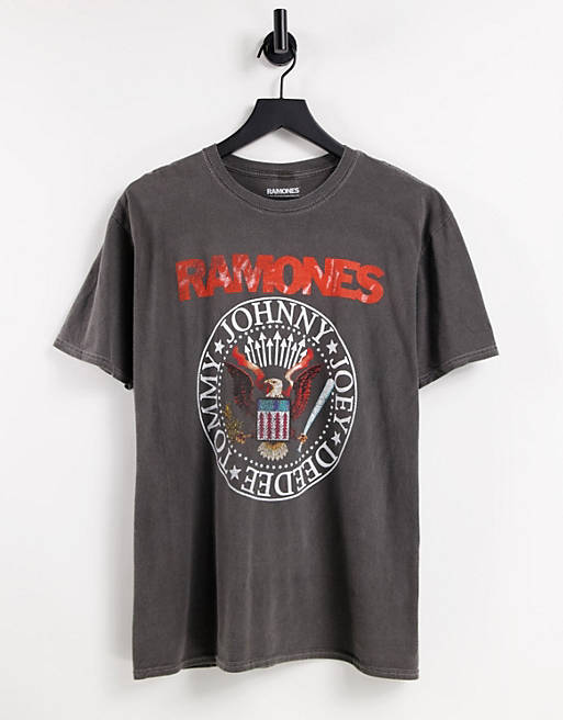 T-Shirts & Vests New Look oversized t-shirt with Ramones print in grey 