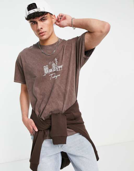 New Look oversized t-shirt with Tokyo skyline print in brown