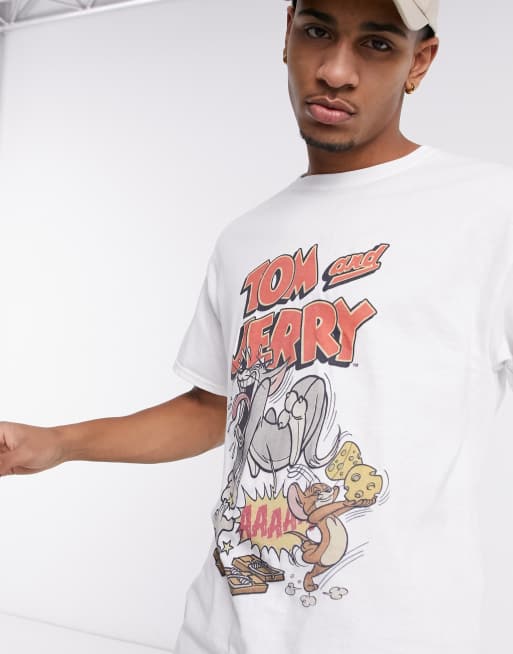 New Look oversized t-shirt with Tom & Jerry print in white | ASOS