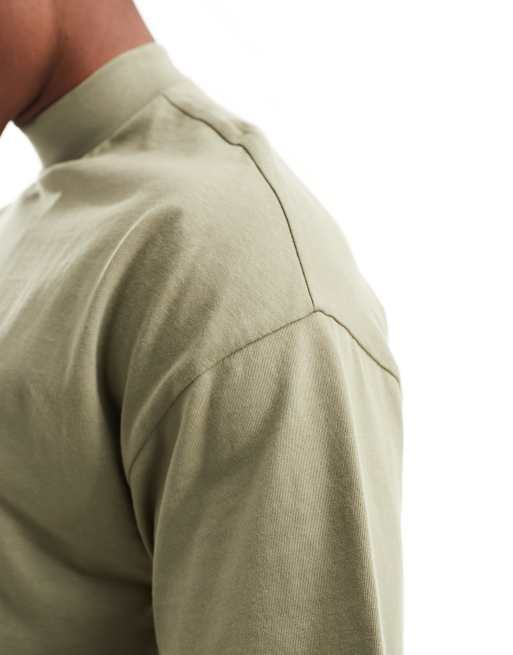 New Look oversized turtleneck t-shirt in light khaki, 4 of 4