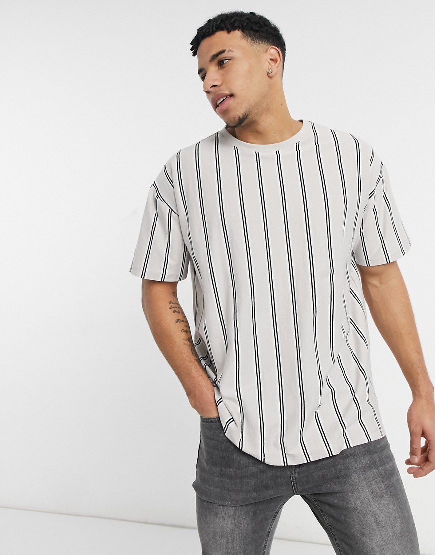 New Look oversized vertical striped T-shirt in gray-Grey