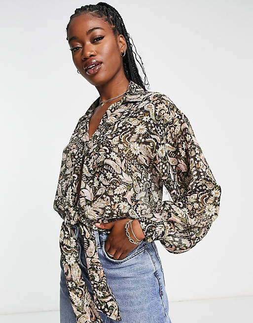 New Look paisley print tie front blouse in multi | ASOS