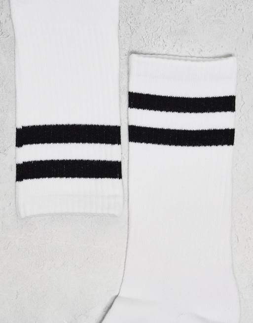 New Look - Pakke med 3 par hvide sportssokker med striber i bomuld , 2 af 3