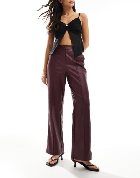 New Look - Pantaloni a fondo ampio in pelle sintetica bordeaux scuro - view 1