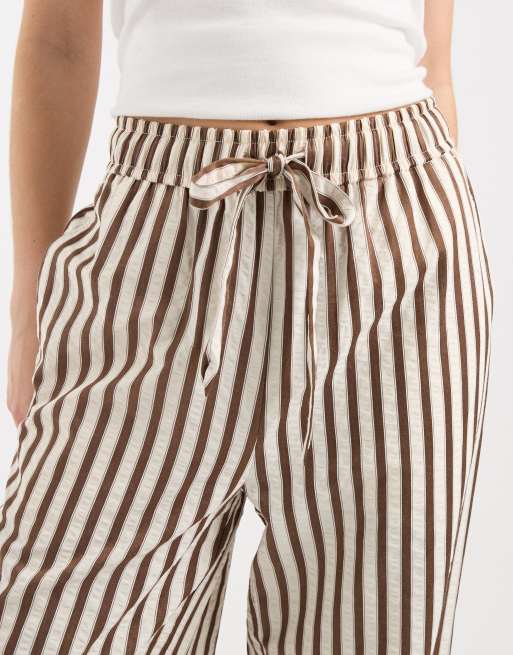New Look - Pantaloni a fondo ampio marroni a righe, 3 di 5