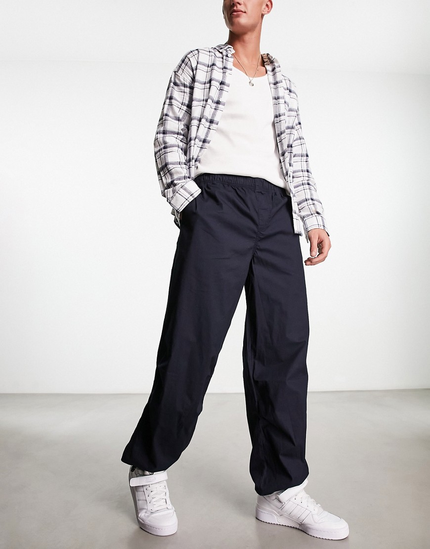 New Look parachute trousers in navy