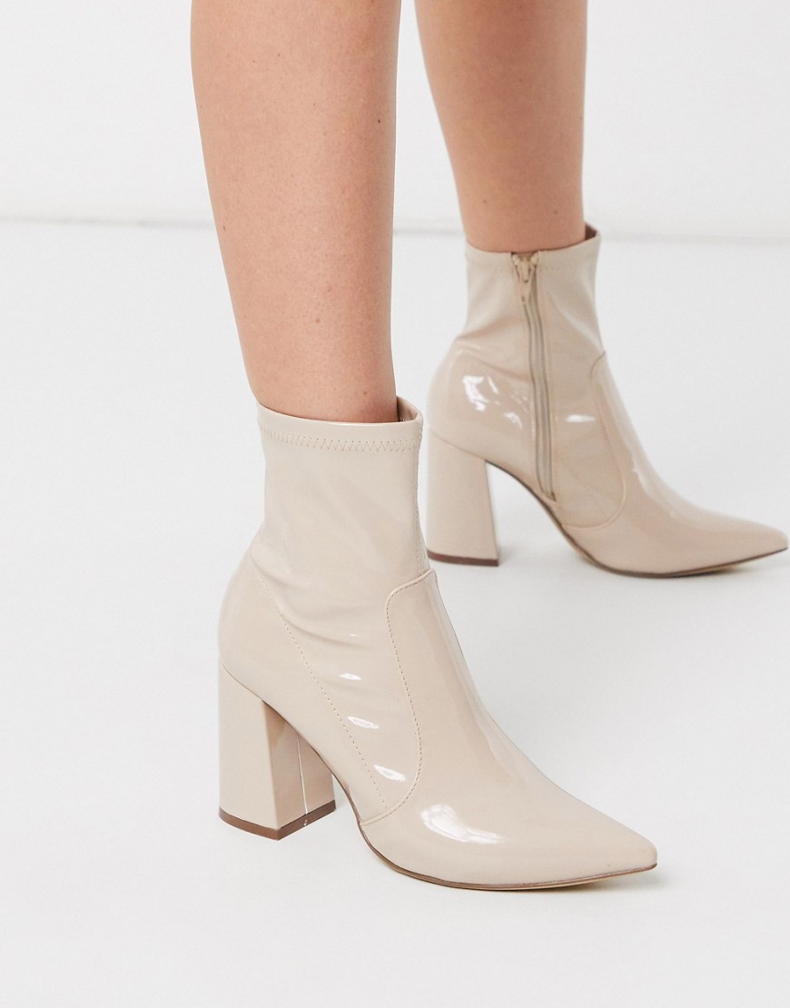 New Look patent PU heeled boots in oatmeal-Beige