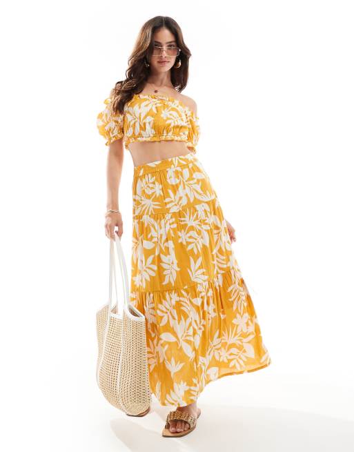 New Look pattern midi skirt set in yellow