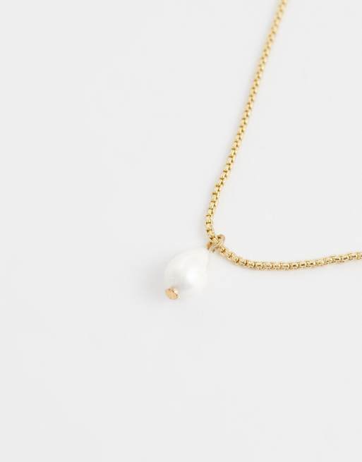 New Look pearl drop pendant gold plated necklace , 4 of 4
