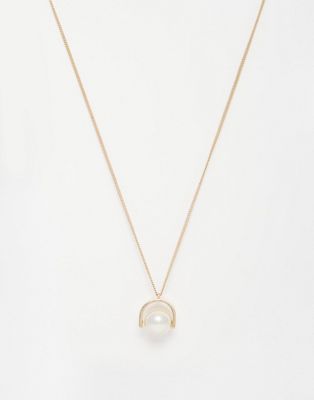 New Look Pearl Roller Ball Pendant