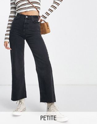 New Look Petite 90s ripped baggy jean in black