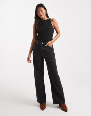 New Look Petite - Adalae - Jeans in Schwarz mit weitem Bein